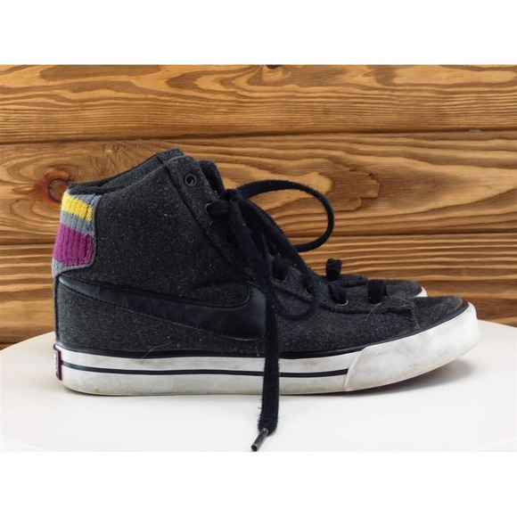 Nike Size 5.5 Women Sneaker Black Fabric‎ M - Picture 5 of 10